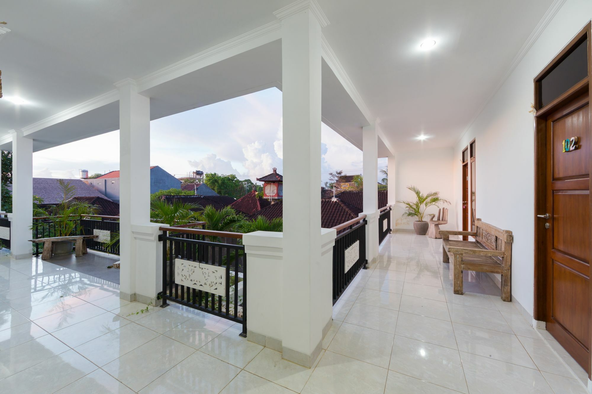 Bening House And Spa Seminyak  Bagian luar foto